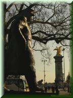 Churchill Statue Grand Palais